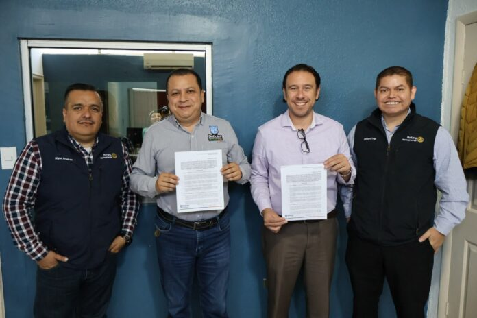Renueva Delicias convenio con Club Rotario Meoqui
