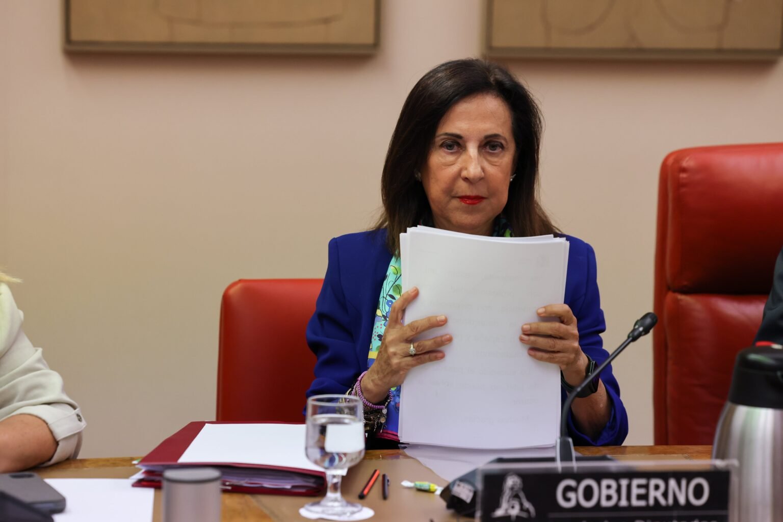 Robles pide disculpas en el Congreso y reconoce que el Gobierno actuó mal y llegó tarde a Ceuta