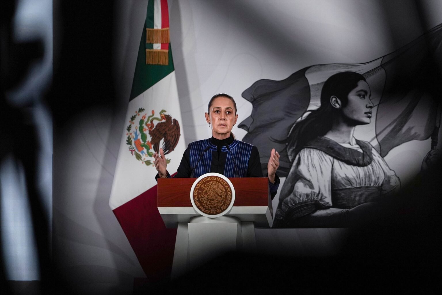 Sheinbaum trata de contentar a todos en Sinaloa