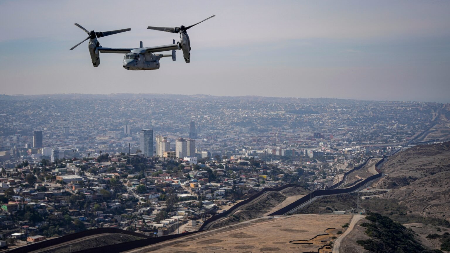México y Estados Unidos amplían su muro antidrones en la frontera noroeste