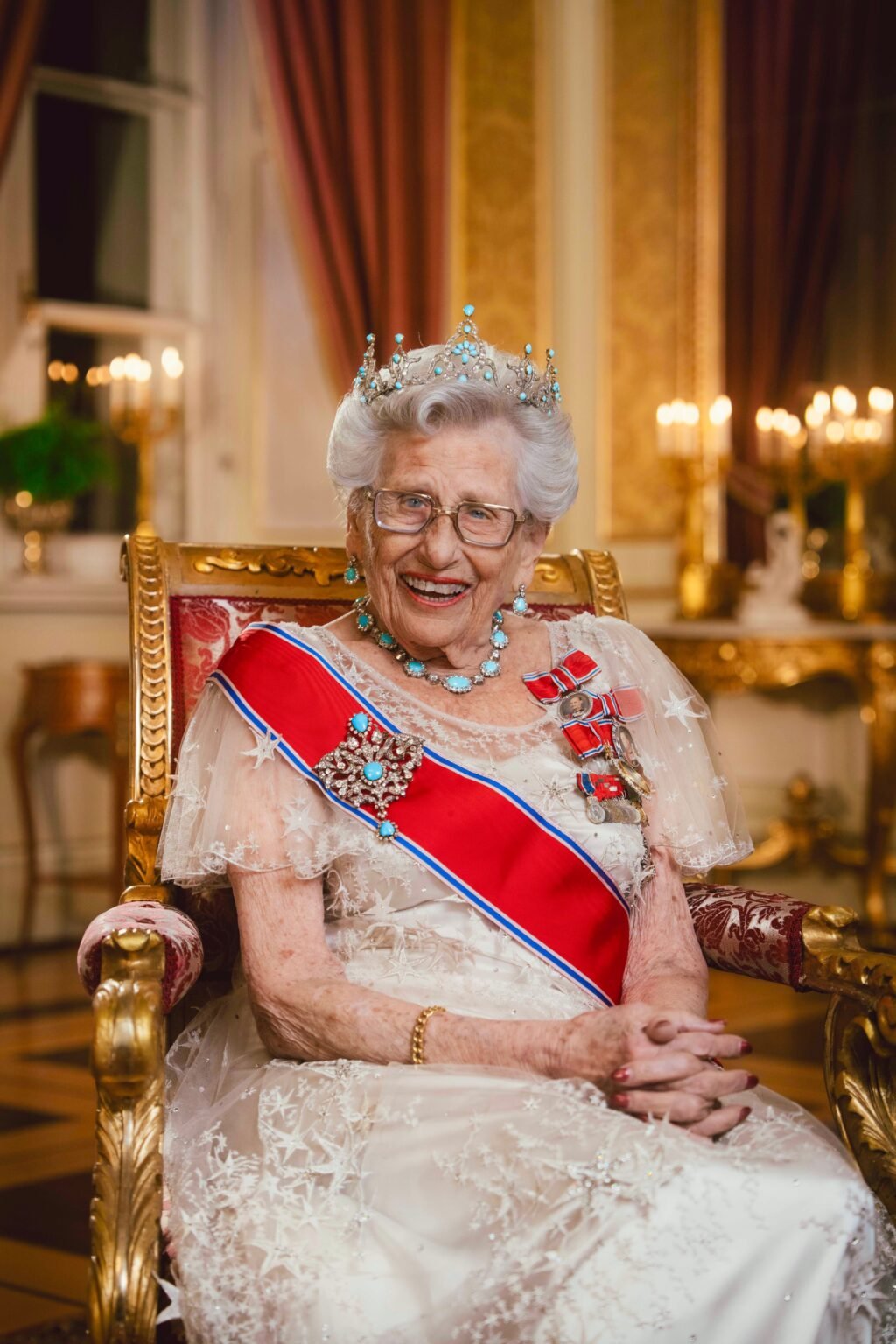 Muere la princesa Astrid, hermana de Harald de Noruega, dos días después del funeral del monarca