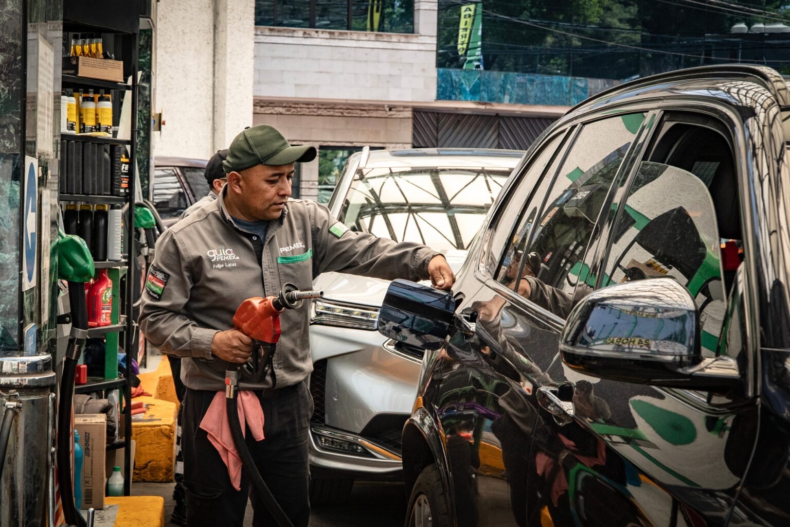 Sheinbaum propone que el IEPS a los combustibles sea trazable para evitar el huachicol fiscal