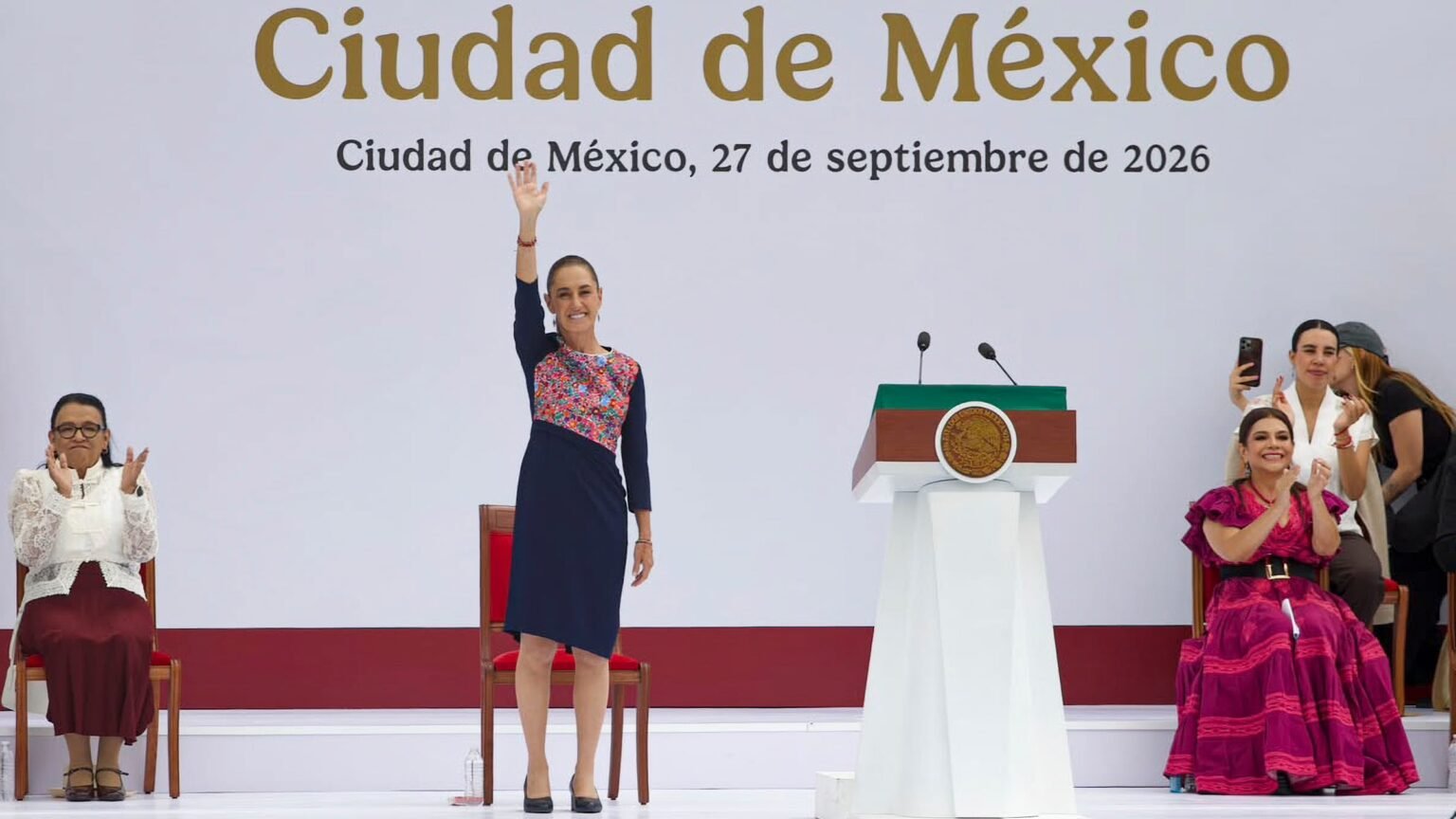 Sheinbaum en el Zócalo: “Los mexicanos no queremos injerencia, intervencionismo ni violación a nuestra territorialidad”