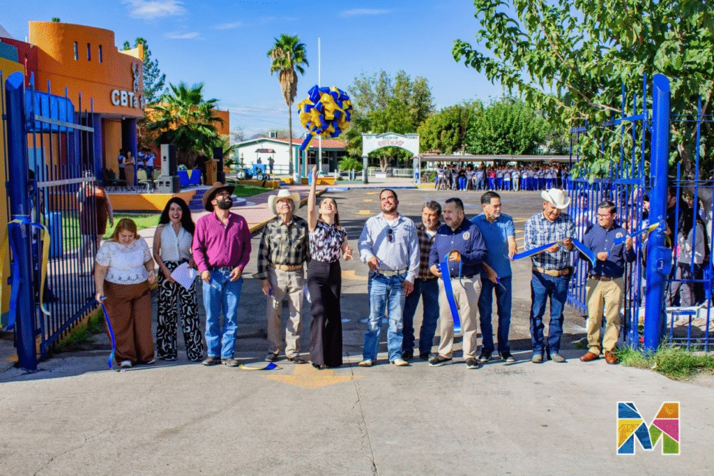 Destaca Miriam Soto trabajo en equipo para Rehabilitación del estacionamiento del CBTa147 de Meoqui
