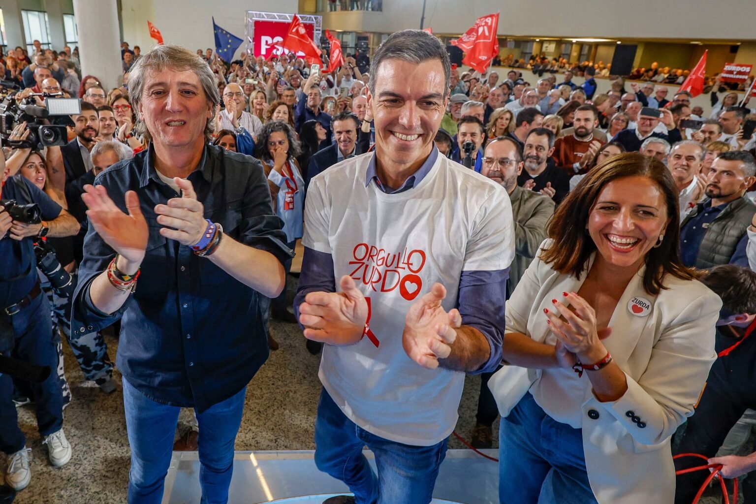Sánchez azuza el miedo a la motosierra de Milei: “Si Feijóo y Abascal gobiernan, van a hacer en España lo mismo que en Argentina”