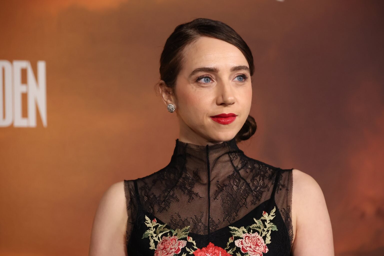 Zoe, la nieta de Elia Kazan que se atreve a reversionar el legado de su abuelo en ‘Al este del Edén’