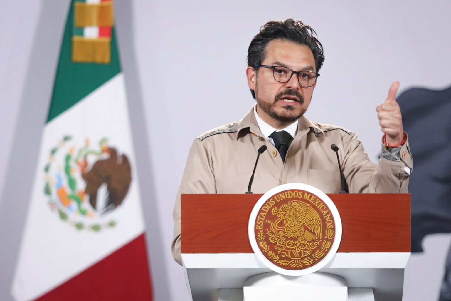 El IMSS propone un nuevo incremento salarial del 8% en medio de las protestas