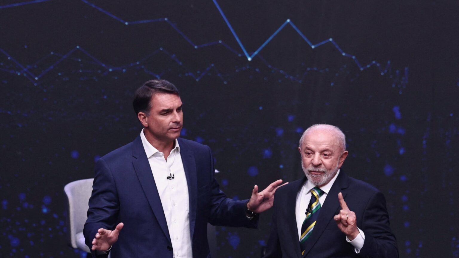 Bolsonaro se lanza contra Lula en un primer debate muy bronco