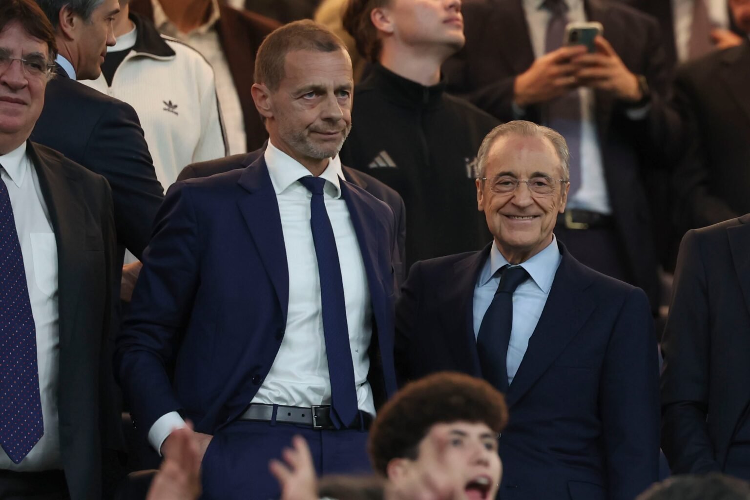 La UEFA confirma la recepción del informe del Real Madrid sobre el caso Negreira y el club blanco demanda rapidez en la investigación